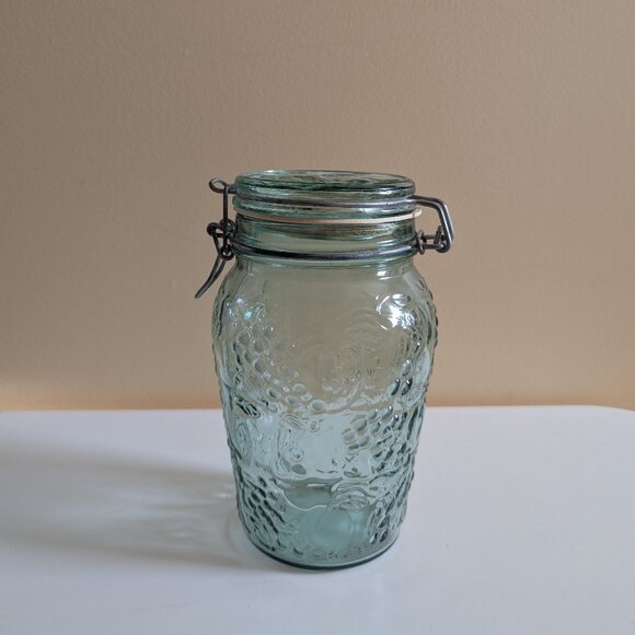 GLASS FRUIT EMBOSSED VINTAGE SNAP LID JAR - Picture 1 of 4